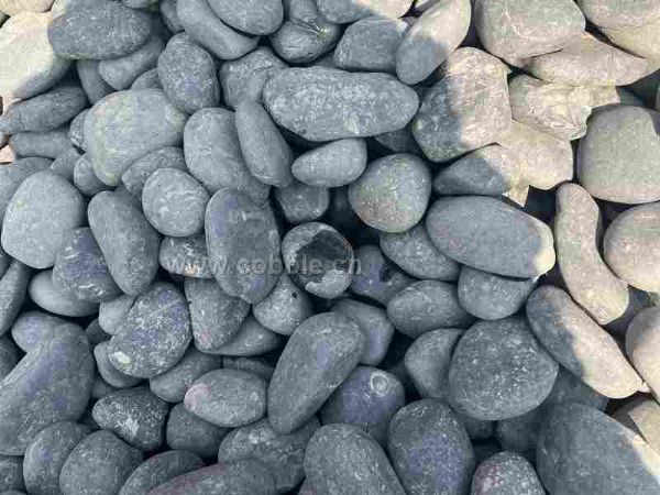 黑灰色鹅卵石