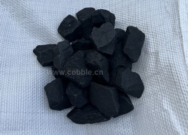 �׹���ʯ���ڣ�