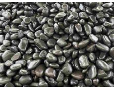 ���׺�ɫ����ʯ